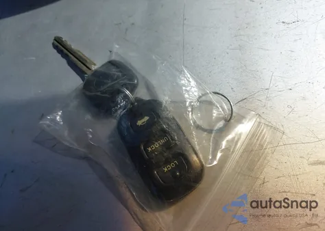 2003 Toyota Camry Le z USA, uszkodzony, nr VIN 4T1BE32K03U771335